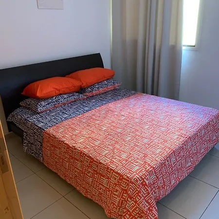 Vip On Makenzie Larnaca