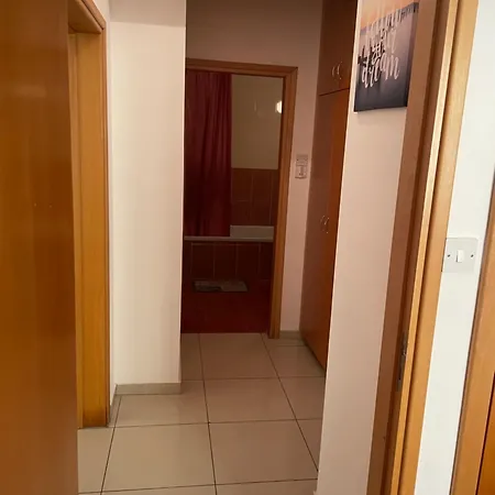 Vip On Makenzie דירה