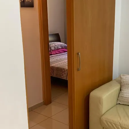 Vip On Makenzie * לרנקה